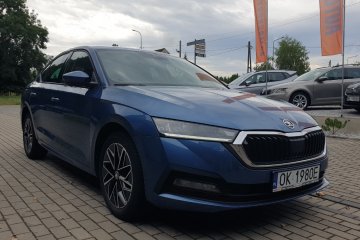 Skoda Octavia 1.5 TSI Ambition + ComfortPlus + Selection